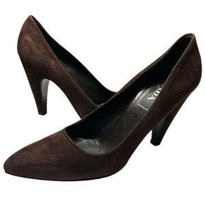 Prada chocolate brown suede pumps size 38/7.5 leather sole 4” heels